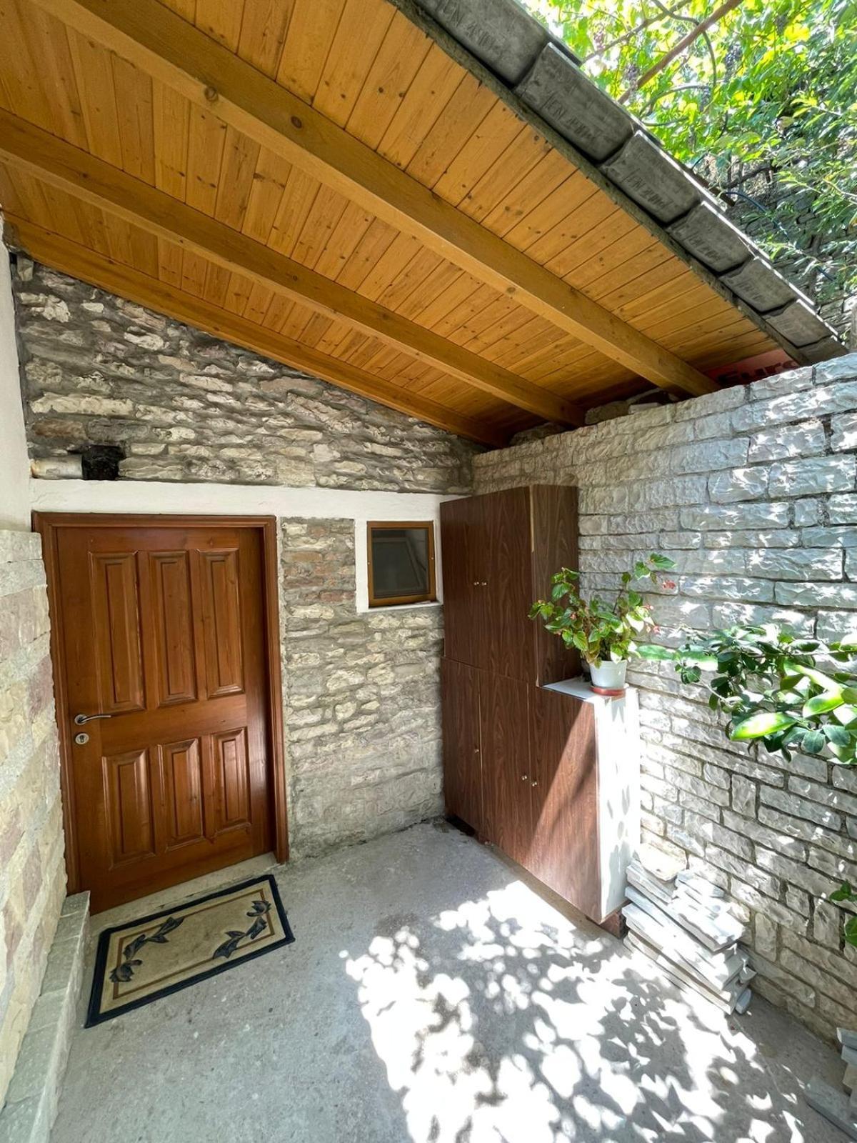 Apartamento Klajd Gjirokastër
